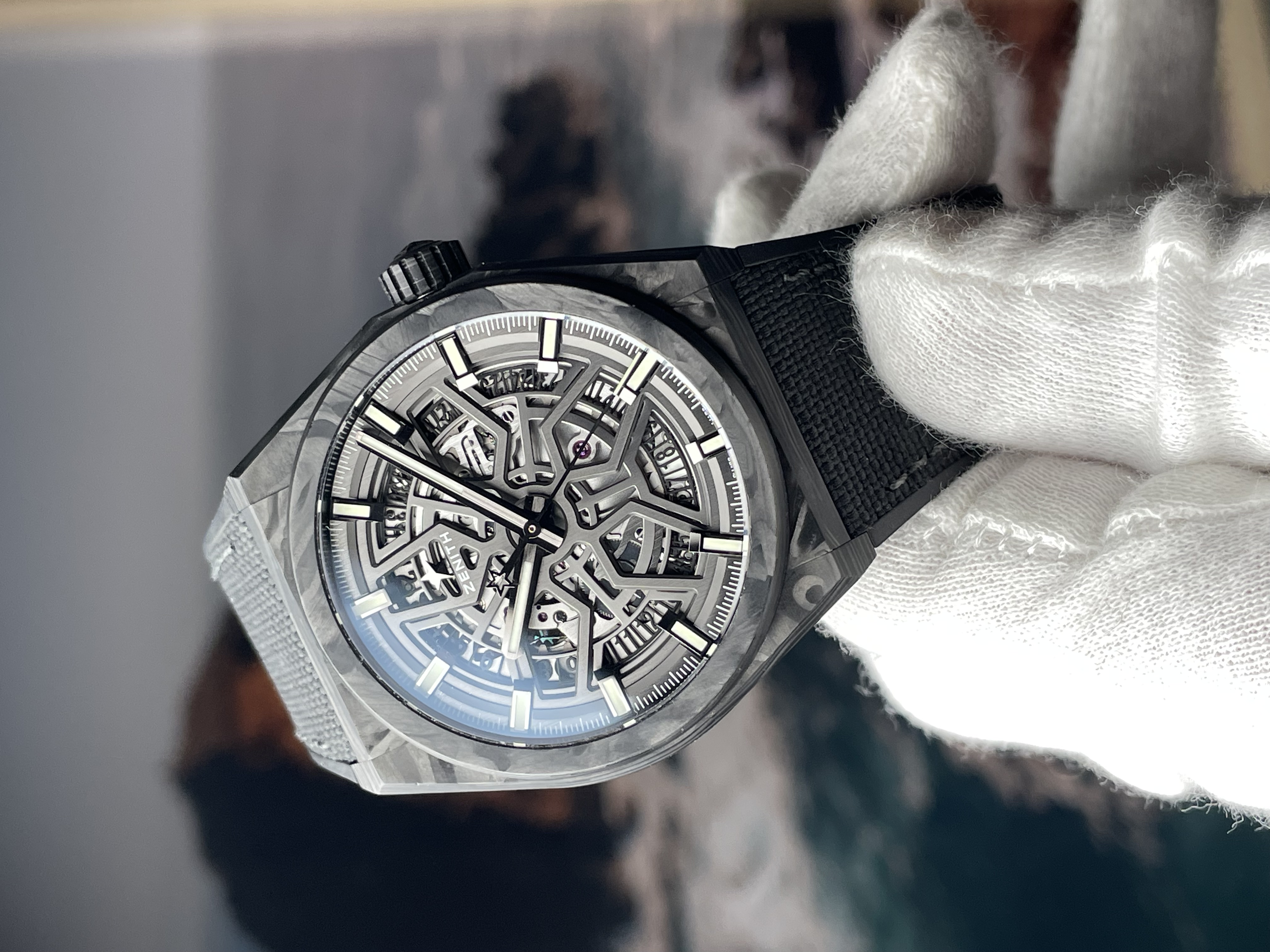 Zenith Defy Classic Carbon 10.9000.670