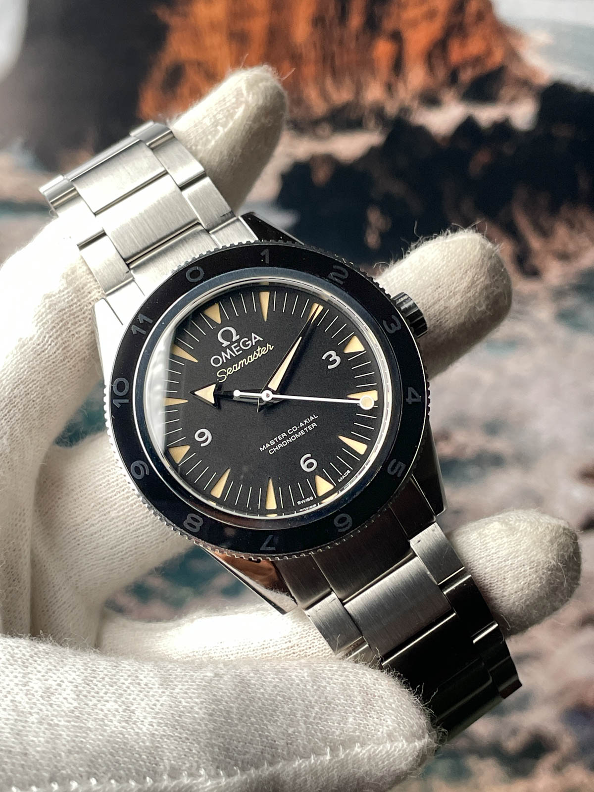 Omega Seamaster 300 Spectre 233.32.41.21.01.001