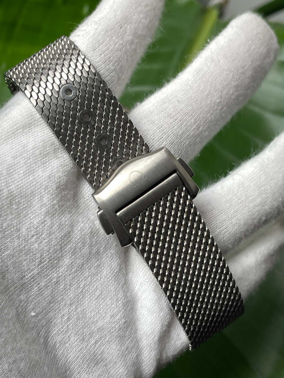 Omega Seamaster No Time To Die 210.90.42.20.01.001 - Image 3